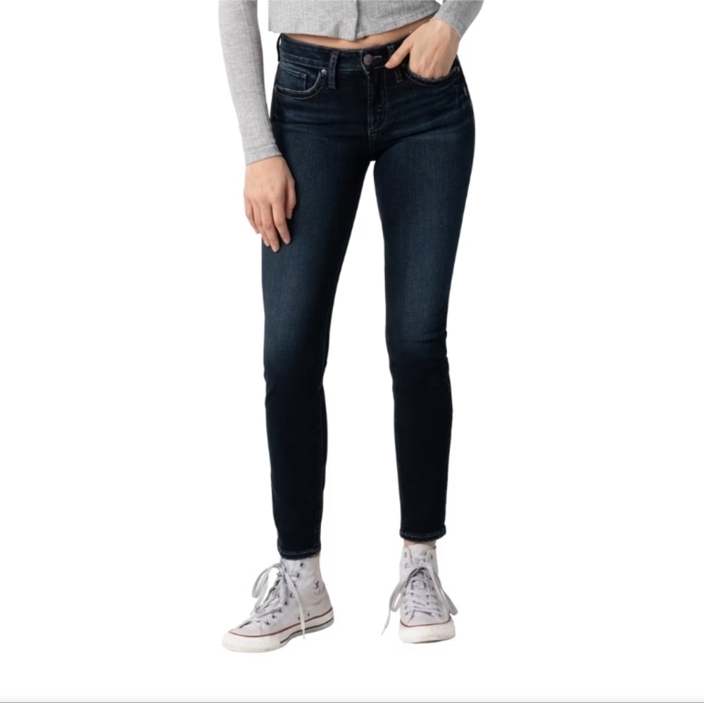 Silver Aiko Skinny Jeans Western Casual Stretchy Mid Rise Dark Wash Denim 26